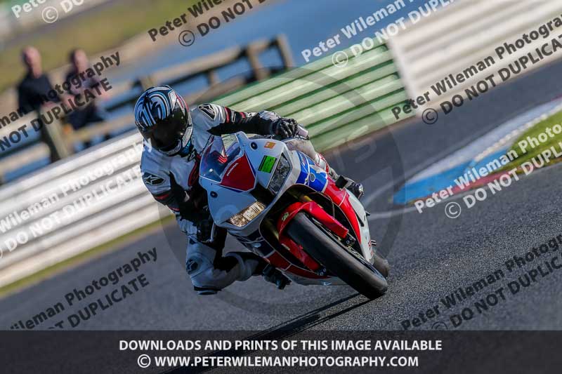 PJM Wedding Photography;enduro digital images;event digital images;eventdigitalimages;mallory park;mallory park photographs;mallory park trackday;mallory park trackday photographs;no limits trackdays;peter wileman photography;racing digital images;trackday digital images;trackday photos